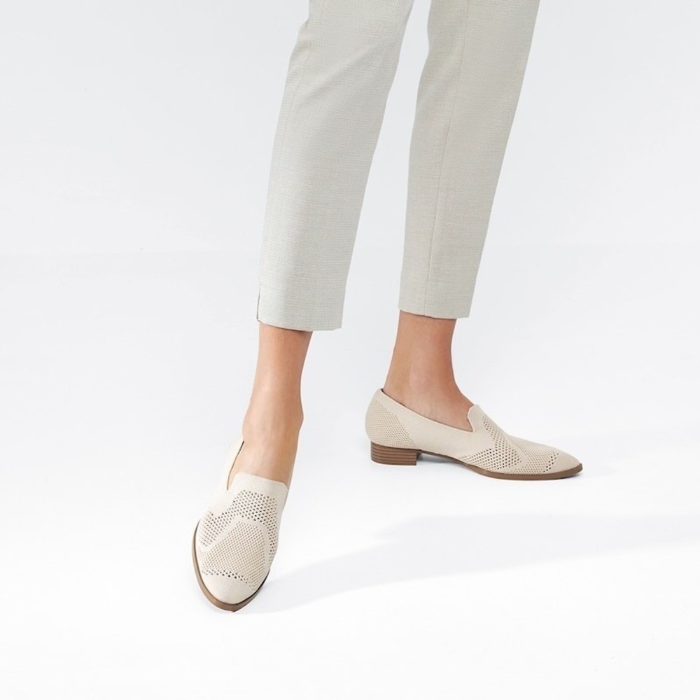 Vivaia Women's -Toe Heeled Loafers Slip On Casual Shoes Neutral size US/9 NEW